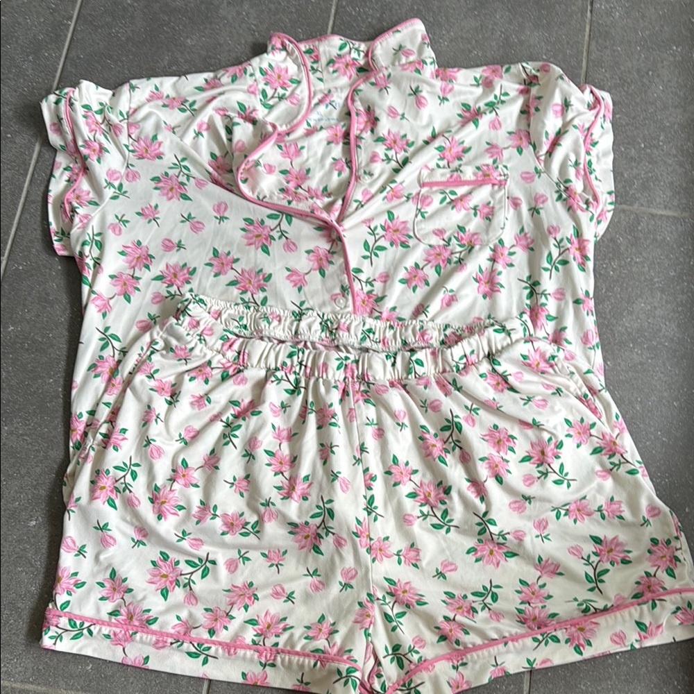 Draper James Floral Pink & Green Short Pajama Set